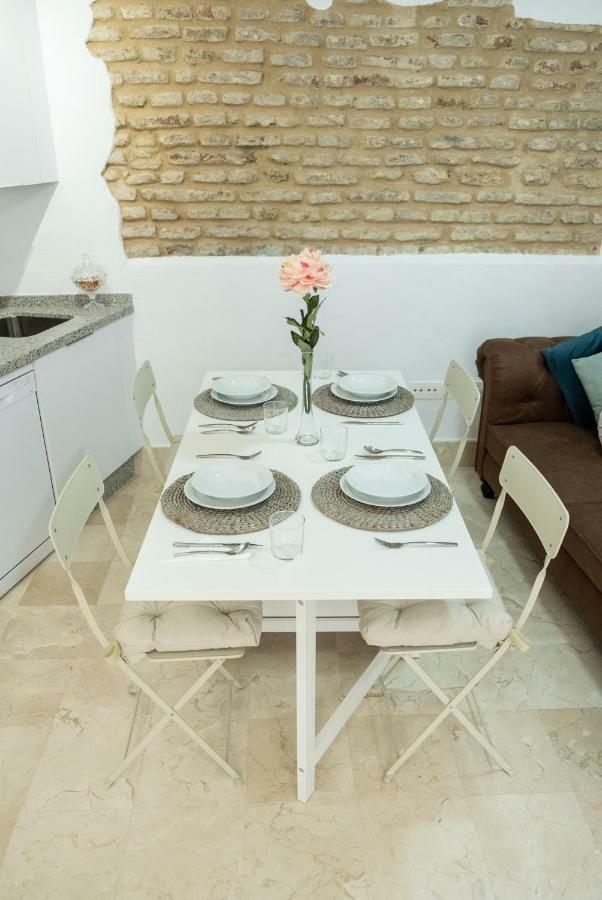 La Juderia Del Buen Viaje Appartement Sevilla Buitenkant foto